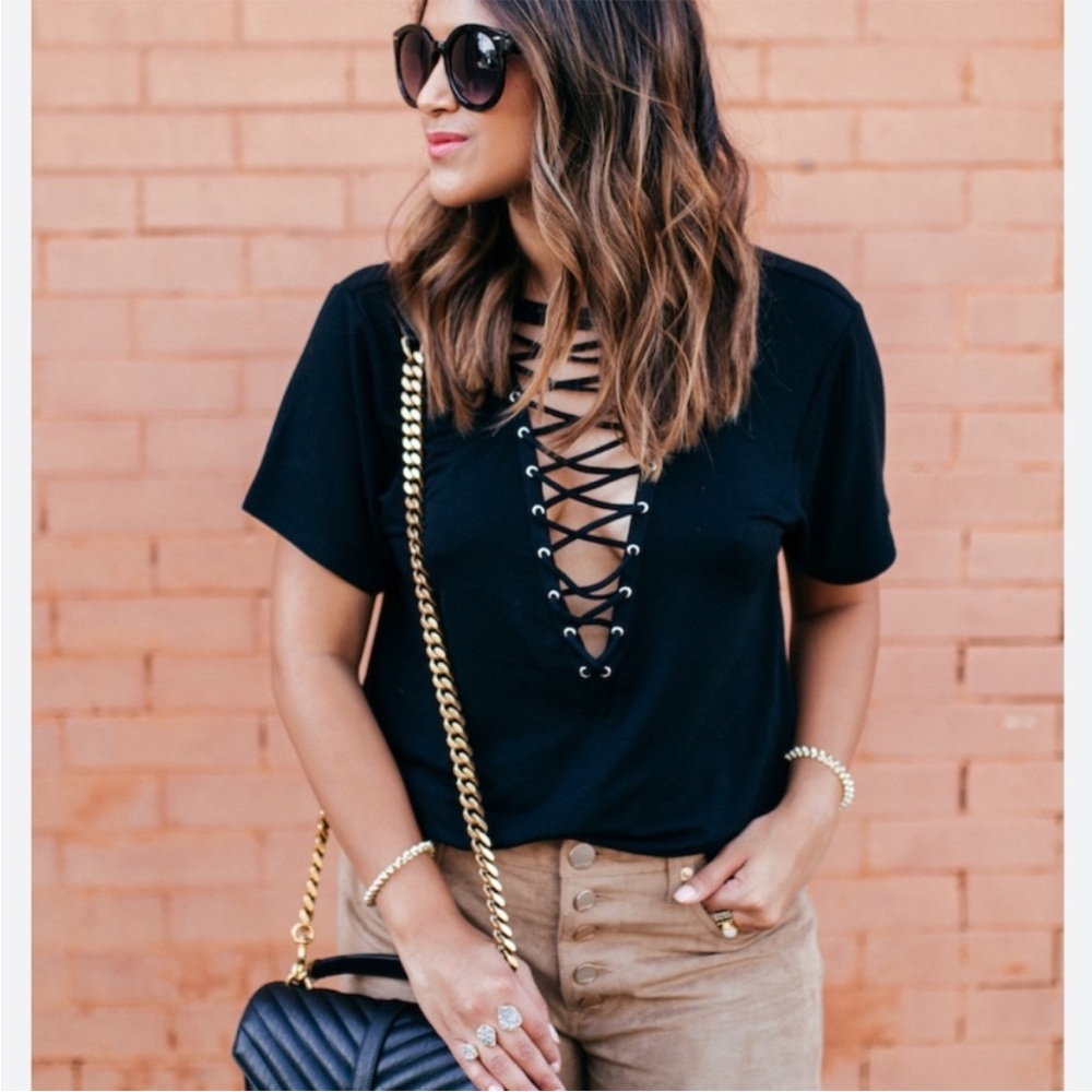 ⭐️4/$20 BUNDLE ITEM⭐️ Oversized Corset Tee